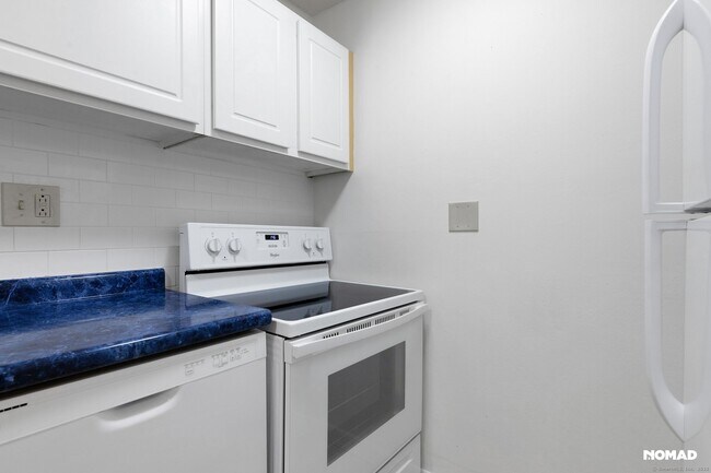 Foto del edificio - 1634 Farmington Ave