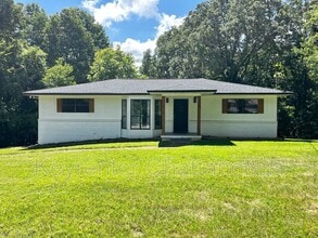 Building Photo - 7714 Basswood Dr