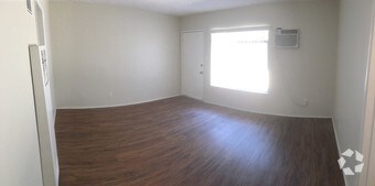 Primary Photo - 24854 Newhall Ave