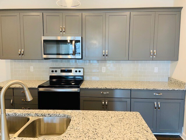 Foto del edificio - 7487 Hwy 70 S