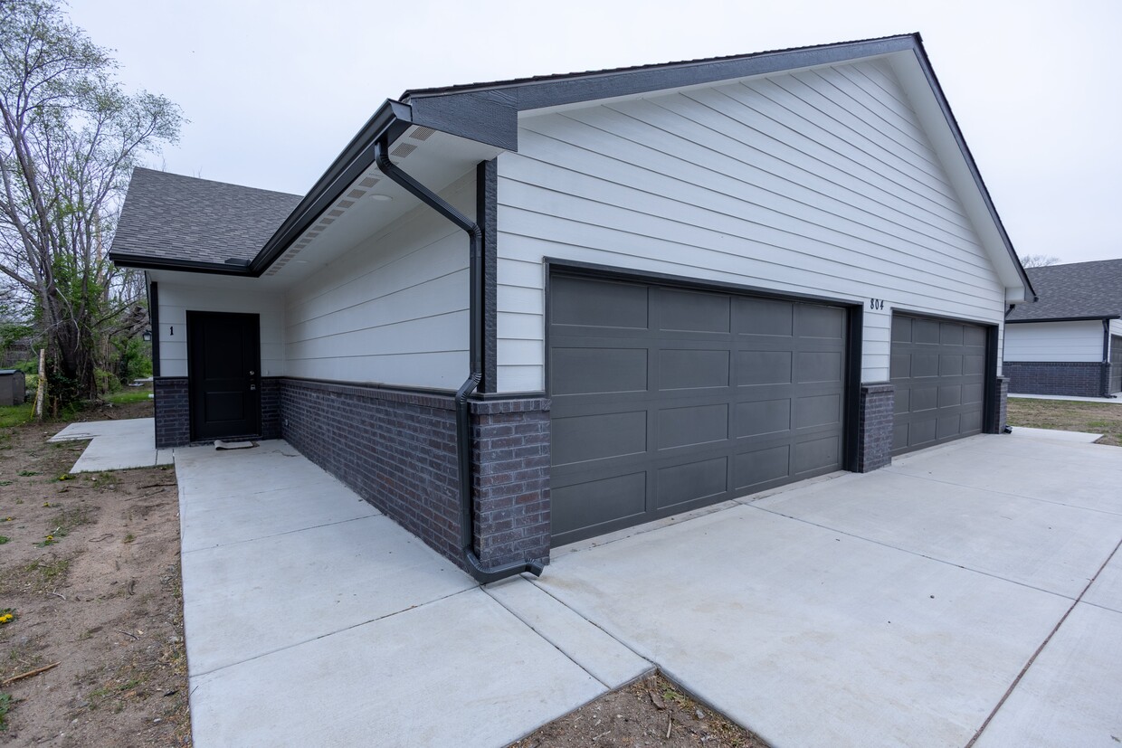 Foto principal - Duplexes on Custer and Murdock