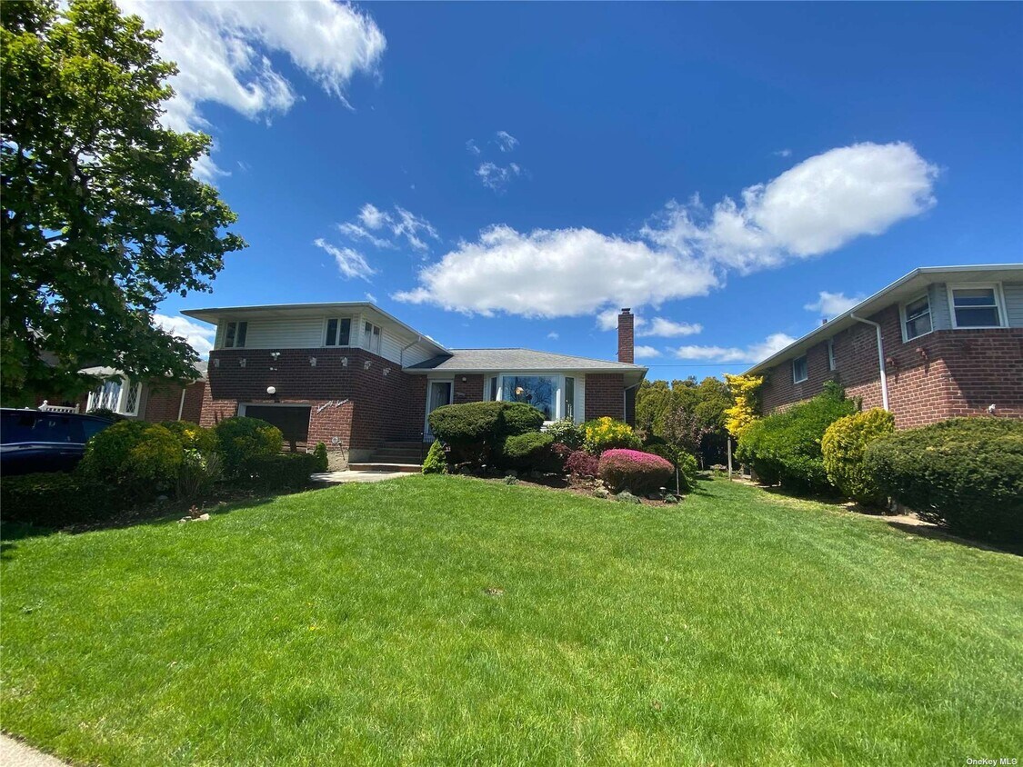 Foto principal - 77 Bud Ln