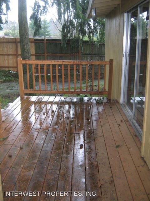 Foto del edificio - 3 br, 2 bath House - 14460 SW SEXTON MTN.
