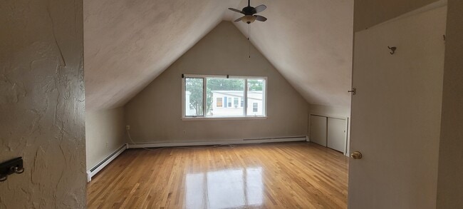 Building Photo - 640 Meridian St