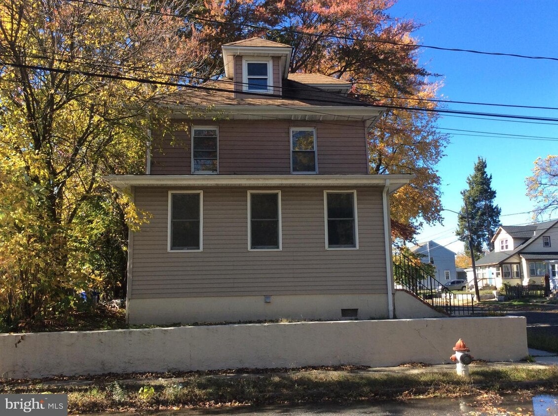 43 Bellevue Ave, Woodbury, NJ 08096 House Rental in Woodbury, NJ
