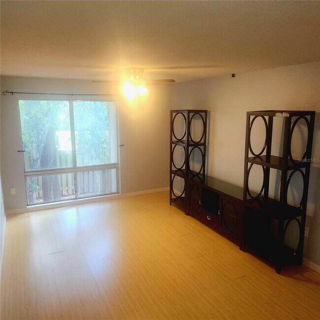 Foto del edificio - 1700 SW 16th Ct