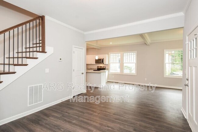 Foto del edificio - 393 Atwood St SW