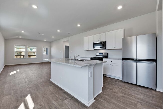 Building Photo - Beautiful newly built rental home availabl...
