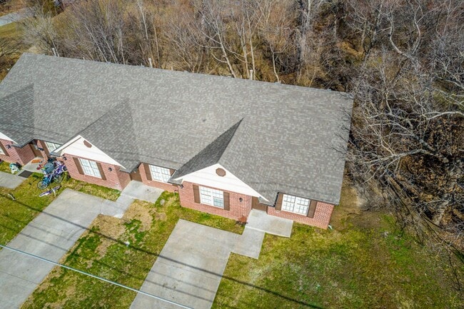 Building Photo - Grayson Avenue