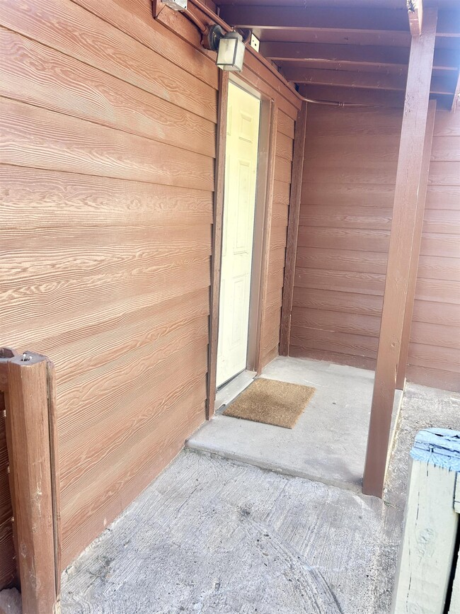 Building Photo - 116 Soledad Loop