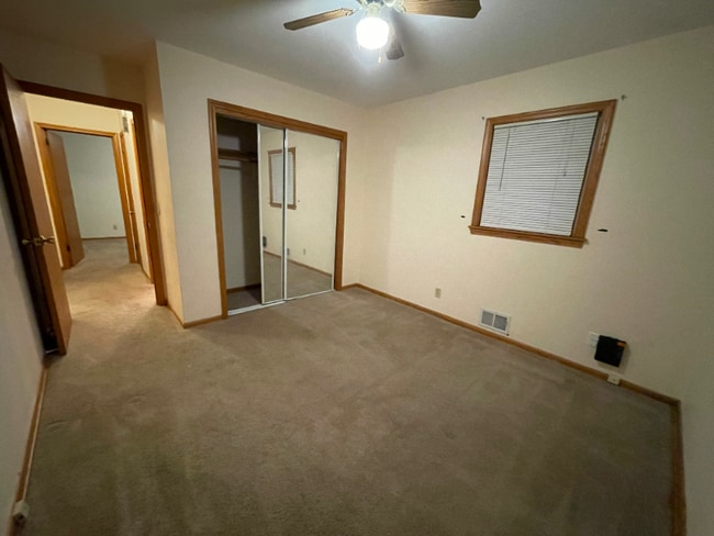 Foto del edificio - 403 46th Ave NE