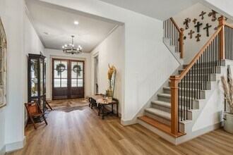 Building Photo - 21359 Monarch Dr