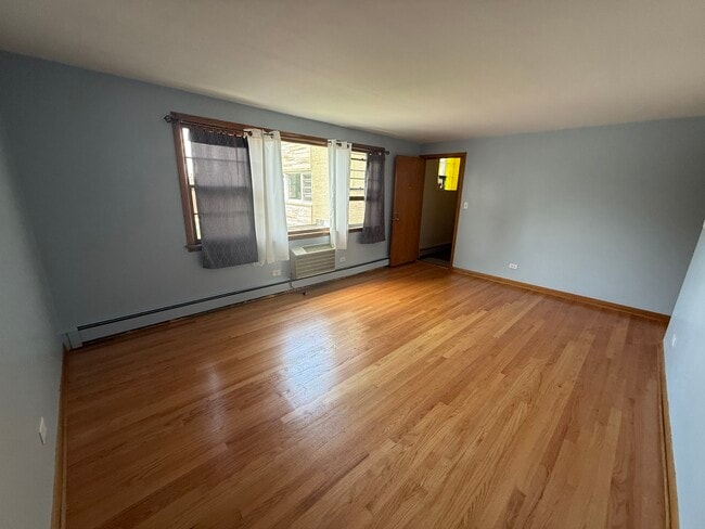 Building Photo - 3558 N Nagle Ave
