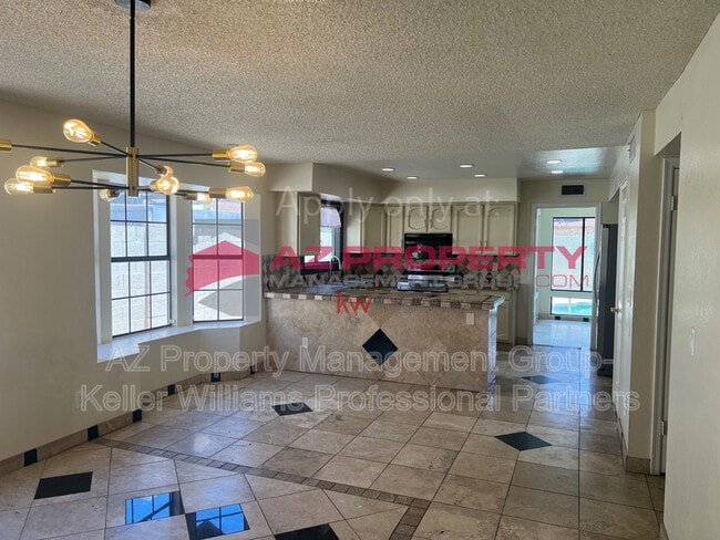 Building Photo - 5431 W Cochise Dr