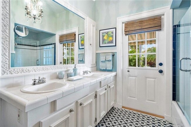 Foto del edificio - 521 N Swinton Ave