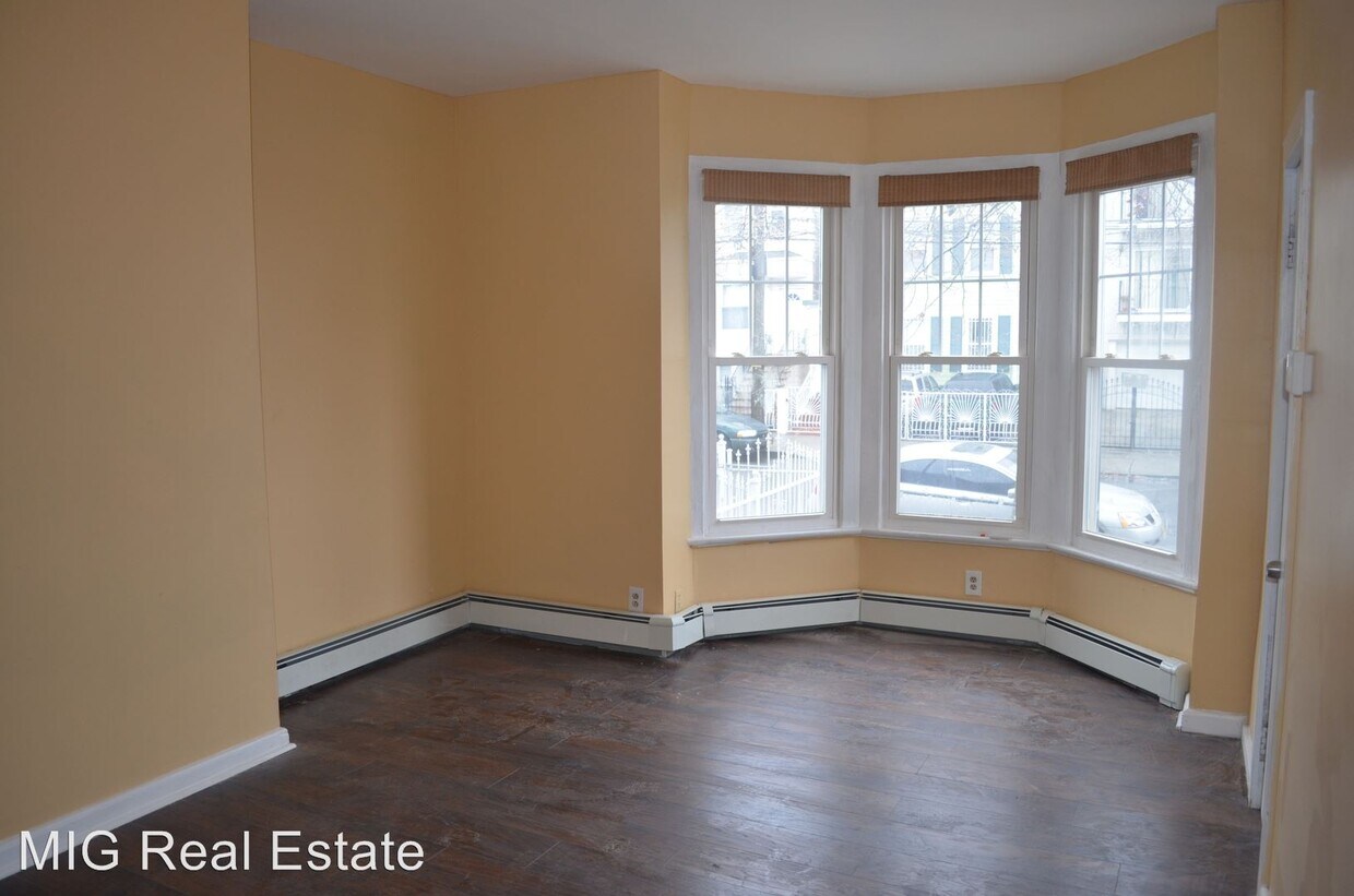 Foto principal - 78 Wakeman Ave