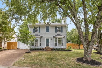 Building Photo - 5120 English Village Dr