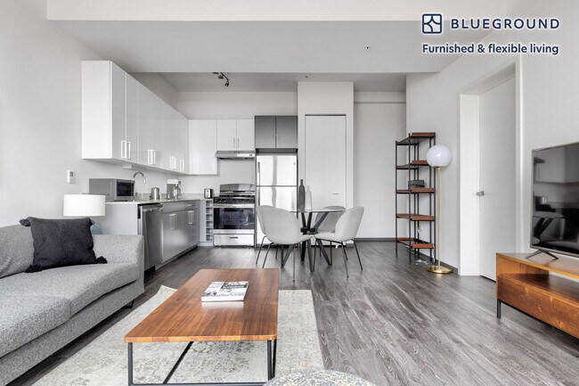 Foto del edificio - 2340 N California Ave