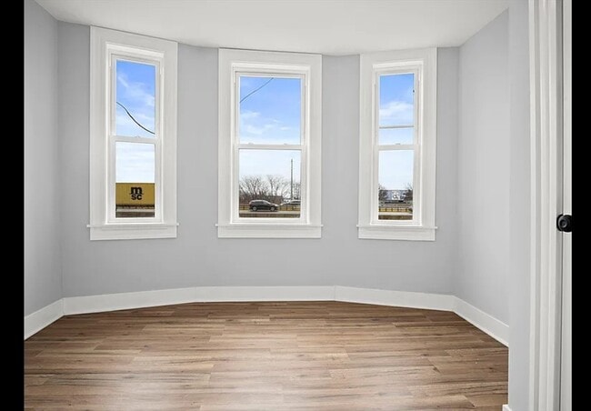 Building Photo - 2 Redfield St