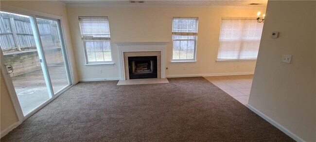 Foto del edificio - 2395 Lexington Ln