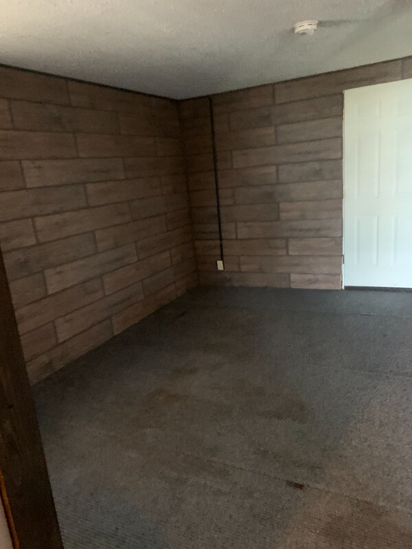 Foto del edificio - 110 1/2 W Main St