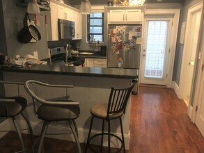 Building Photo - 180 I St