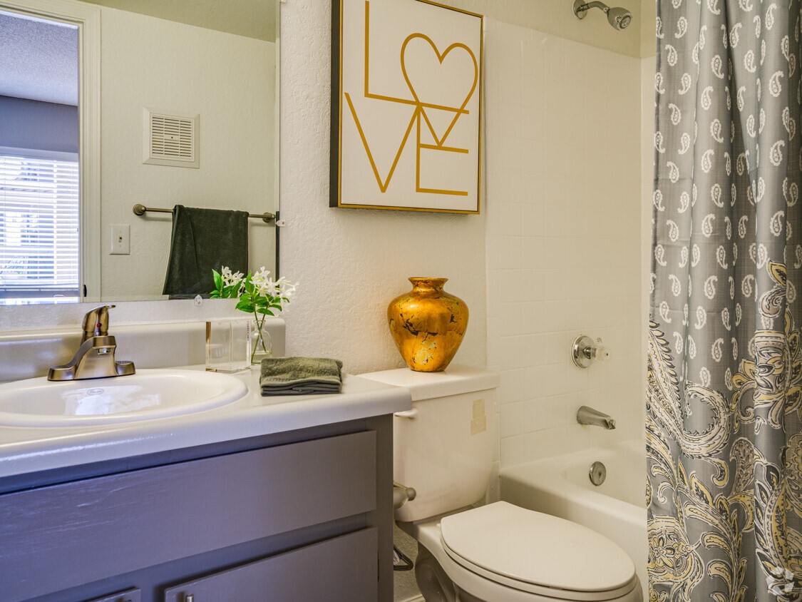 Seventeen805 - 17805 N 40th St Phoenix, AZ 85032 | Apartments.com