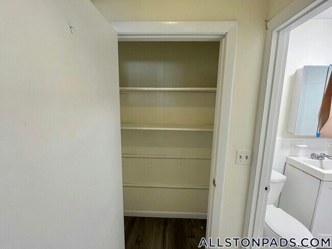 Foto del edificio - 26 Allston St