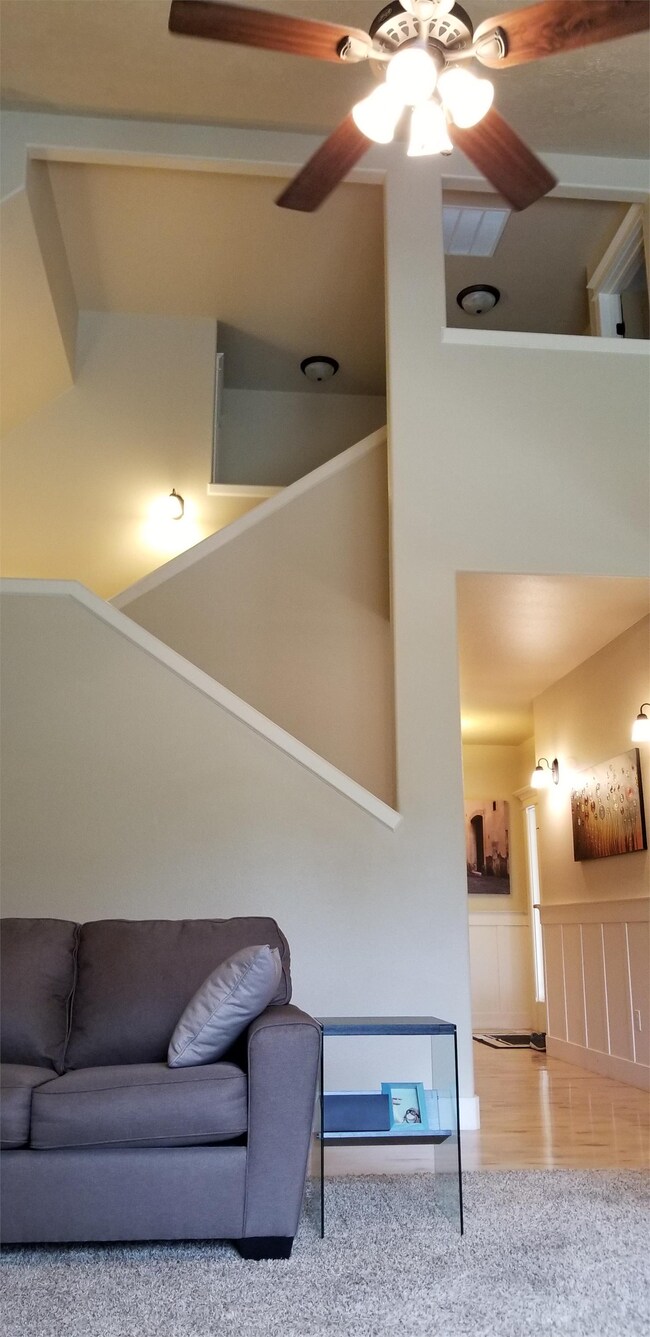 Building Photo - 3848 E Tahiti Dr