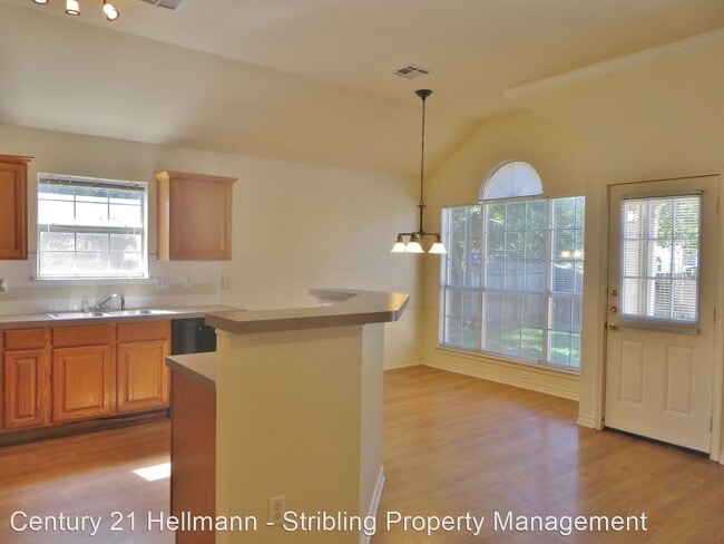 Building Photo - 3 br, 2 bath House - 108 Pecan Vista Lane