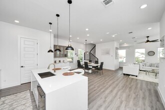 Building Photo - 3602 Runnels St