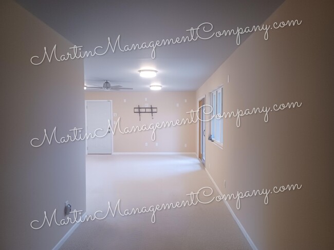 Foto del edificio - 30905 Providence Rd