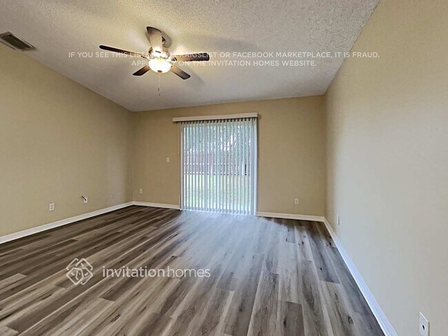 Foto del edificio - 2394 Bayhill Dr