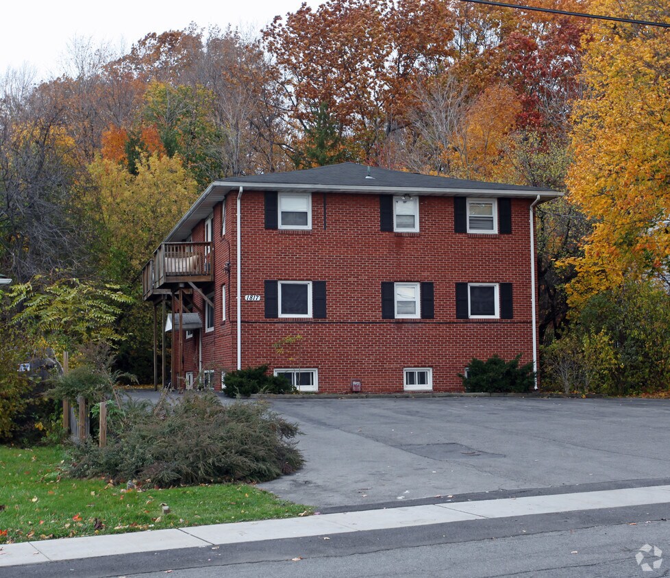 1817 Burnet Ave Syracuse NY 13206 Apartments Syracuse NY