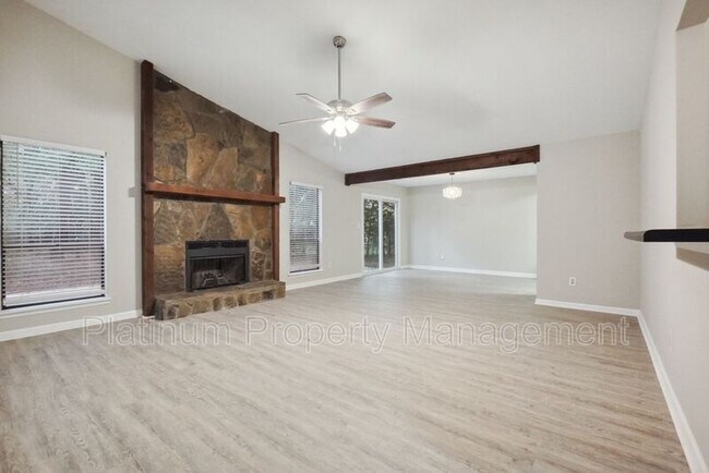 Foto del edificio - 250 Meadowland Trace