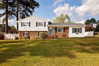 Building Photo - 2706 Colgate Dr