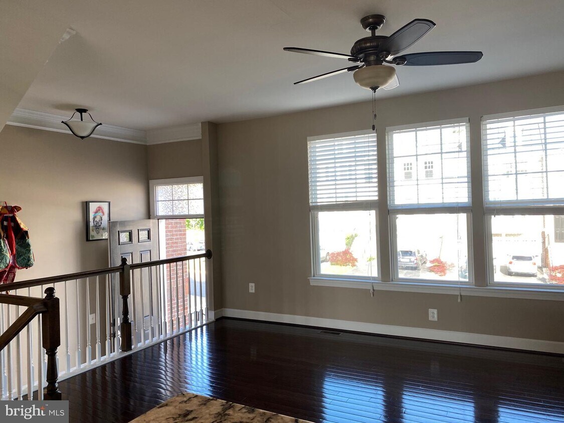 Foto principal - 16704 Shackleford Way