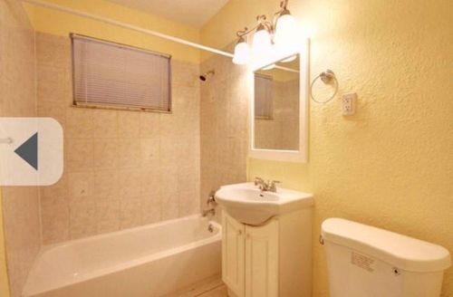 Building Photo - 6168 SW 2nd St