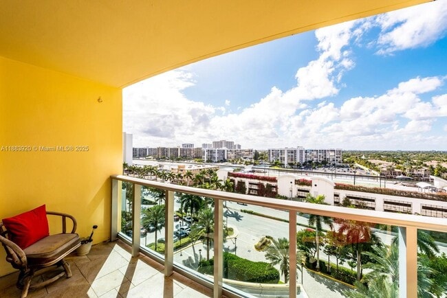 Building Photo - 2501 S Ocean Dr