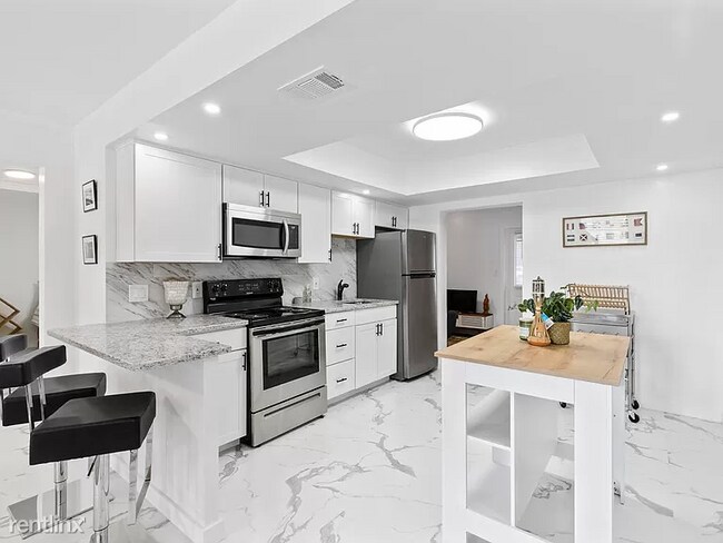 Foto del edificio - 2 br, 2 bath House - 10725 Wilson St Apt 2