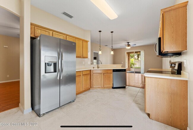 Building Photo - 6076 Indigo Crossing Dr