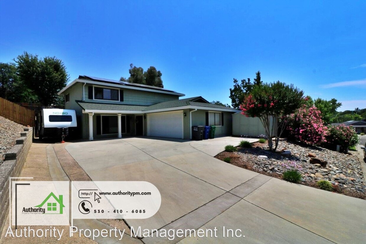 4 br, 2.5 bath House 251 Kamp Way House for Rent in Redding, CA