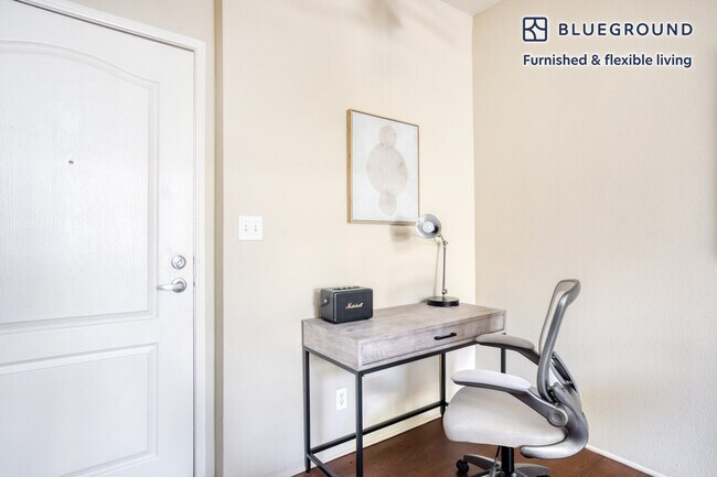 Foto del edificio - 5225 Blakeslee Ave