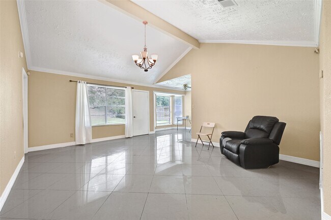 Foto del edificio - 8639 Pearl Point St