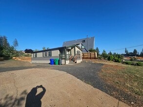 Building Photo - 6648 Dolores Dr