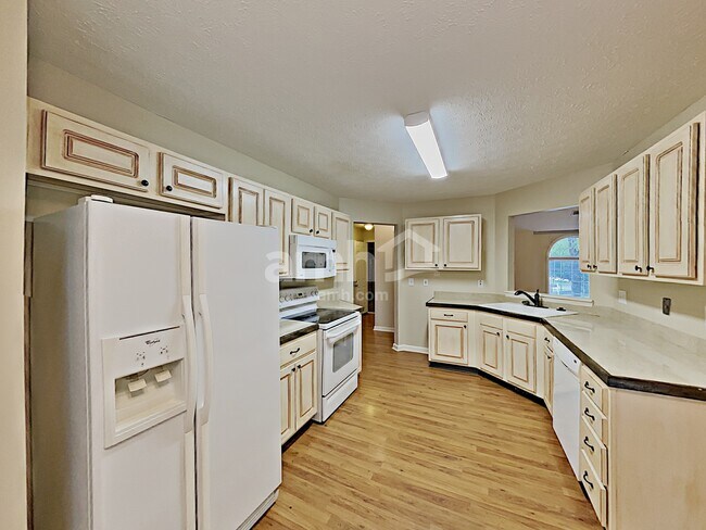Building Photo - 1714 English Ivey Ln