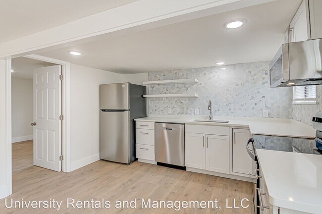 Foto del edificio - 2 br, 1 bath House - 921 SW 6th Ave Unit A