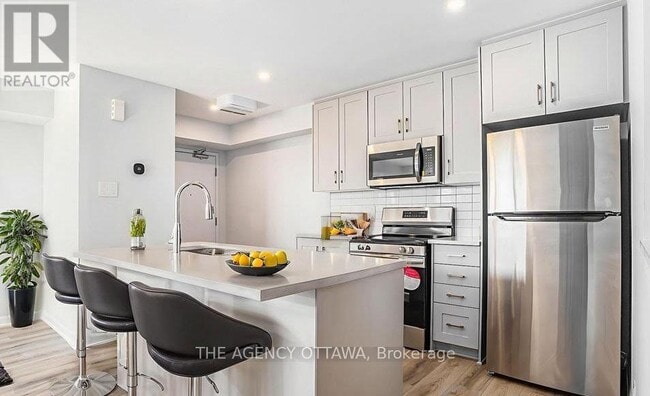 Building Photo - 401 Glenroy Gilbert Dr