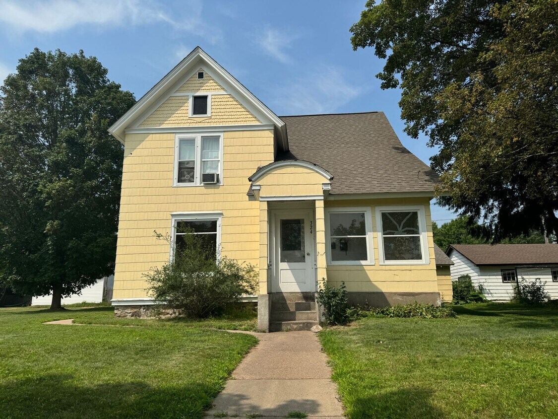 Primary Photo - 324 N 3rd Ave