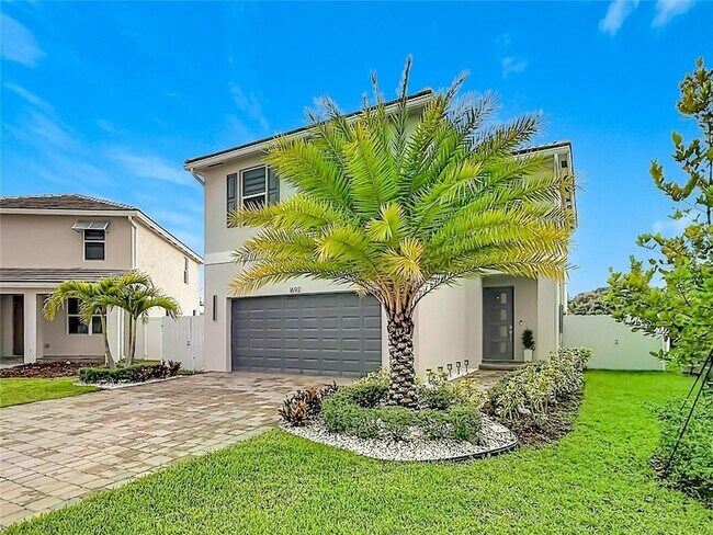 Foto del edificio - 1692 SE 7th Ct